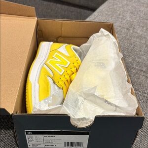 New Balance men’s Yellow Shoes